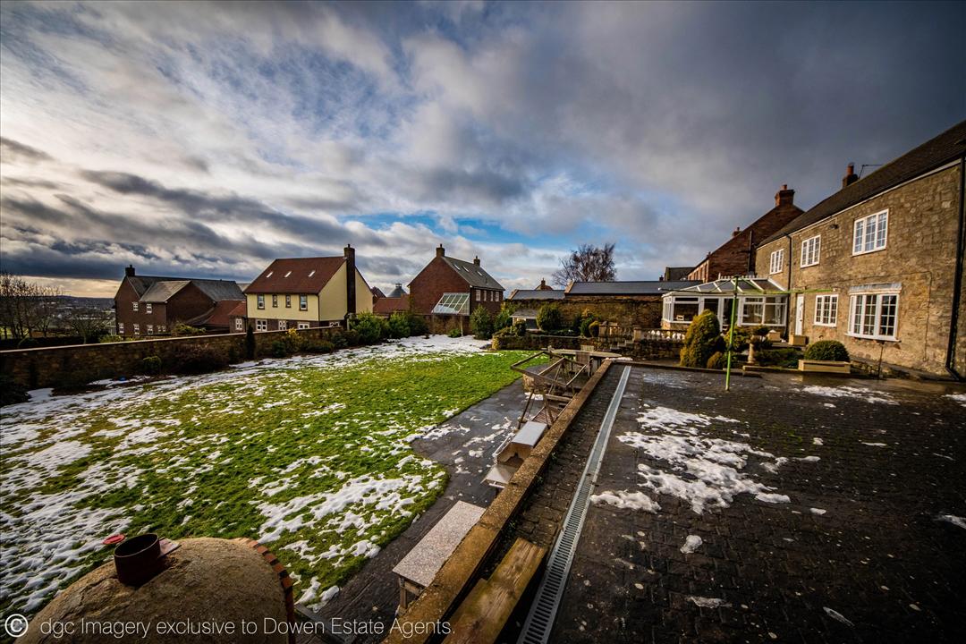 THE OLD HALL 15/16 WESTERTON, WESTERTON VILLAGE Dowen Estate